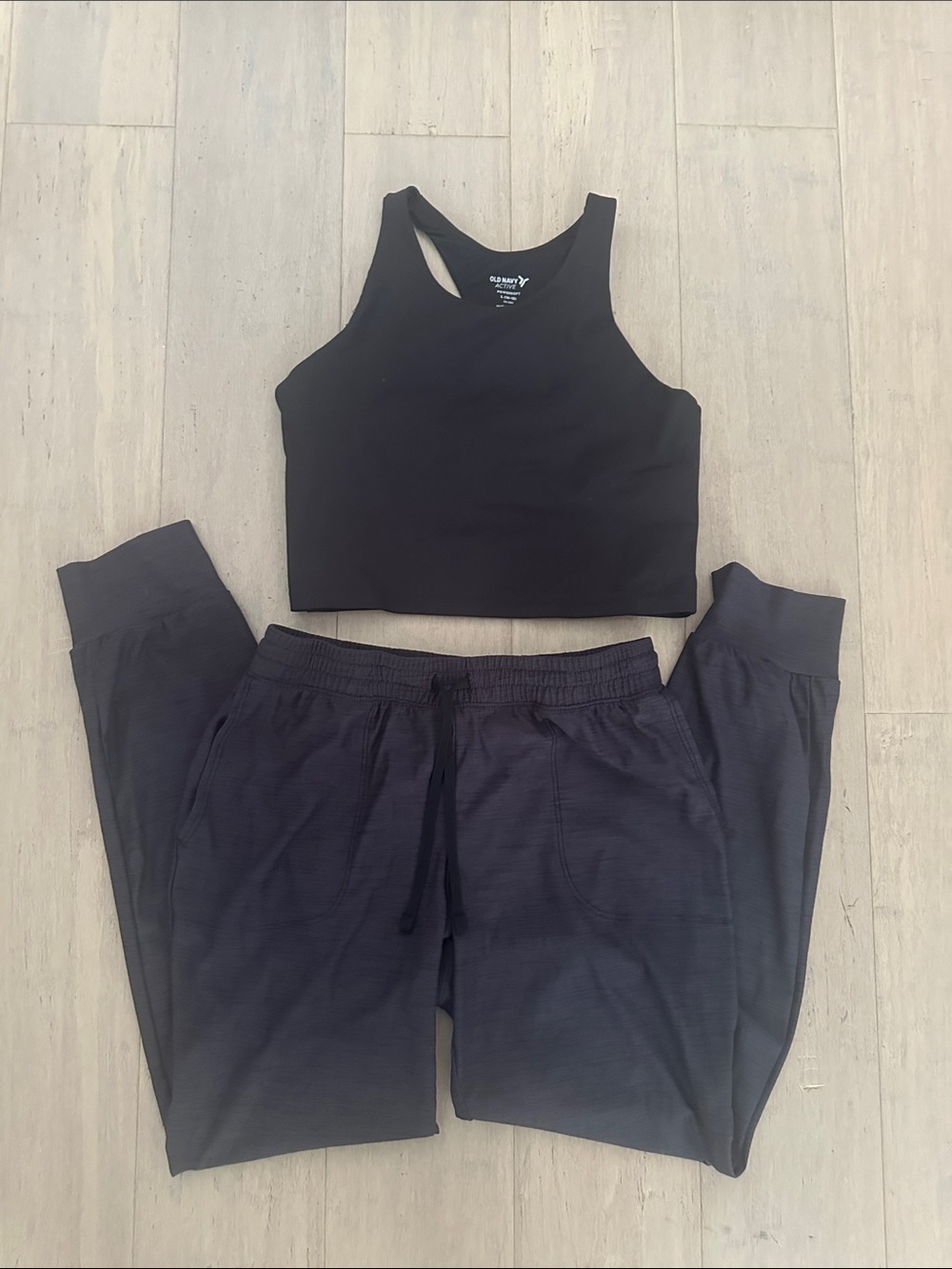 Old Navy Black Black Crop Tank and Charcoal Grey Joggers Kids Set L (10-12)